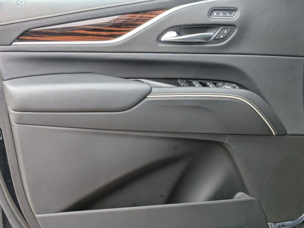 2022 Cadillac Escalade Premium Luxury