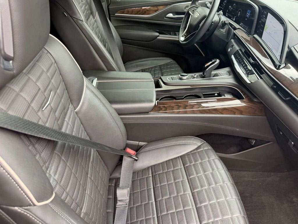 2023 Cadillac Escalade Sport Platinum