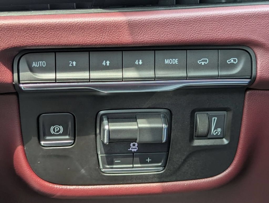 2025 Cadillac Escalade Sport