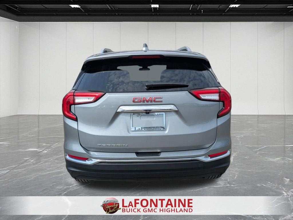 2023 GMC Terrain SLT