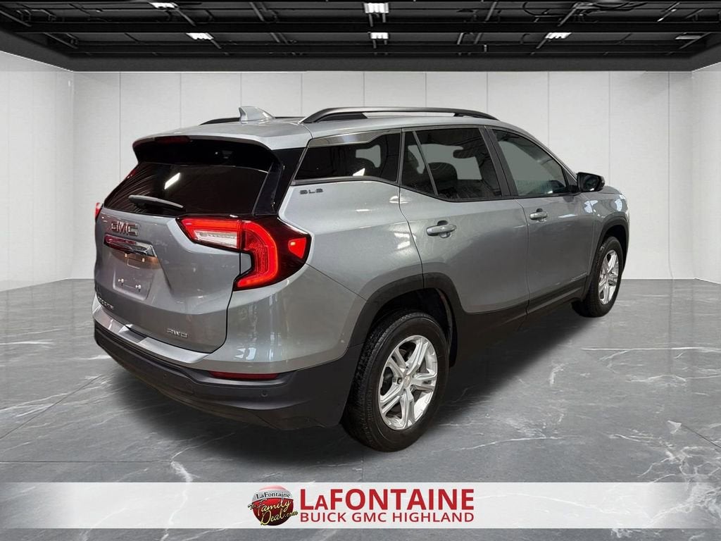 2023 GMC Terrain SLE