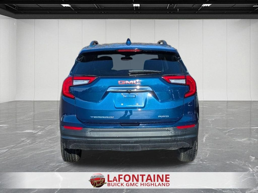 2023 GMC Terrain SLE