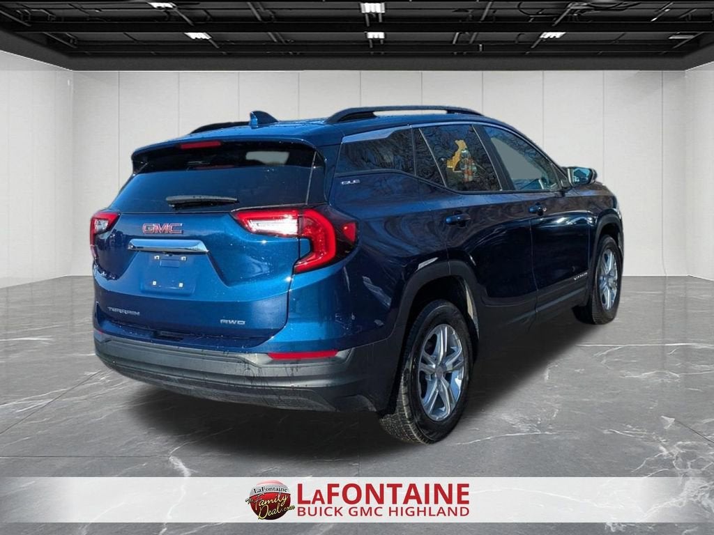 2023 GMC Terrain SLE