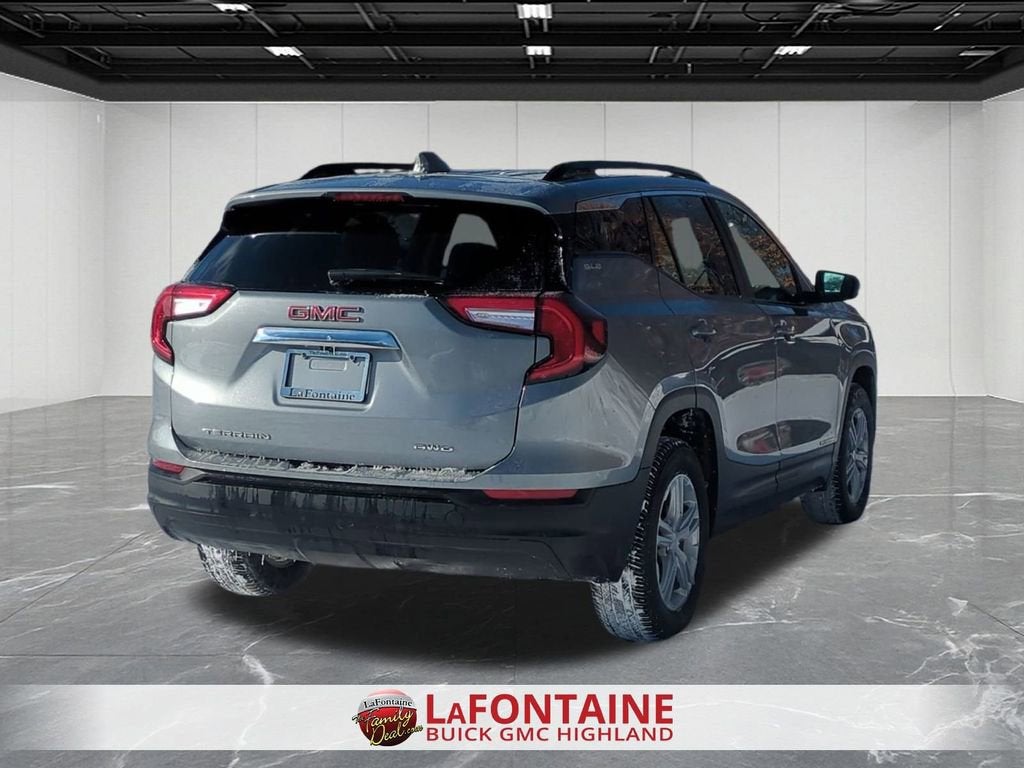 2023 GMC Terrain SLE