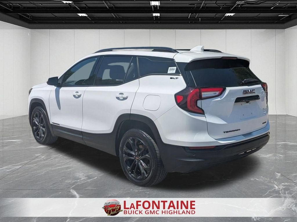 2022 GMC Terrain SLT