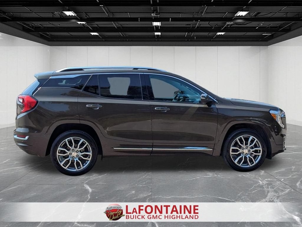 2023 GMC Terrain Denali