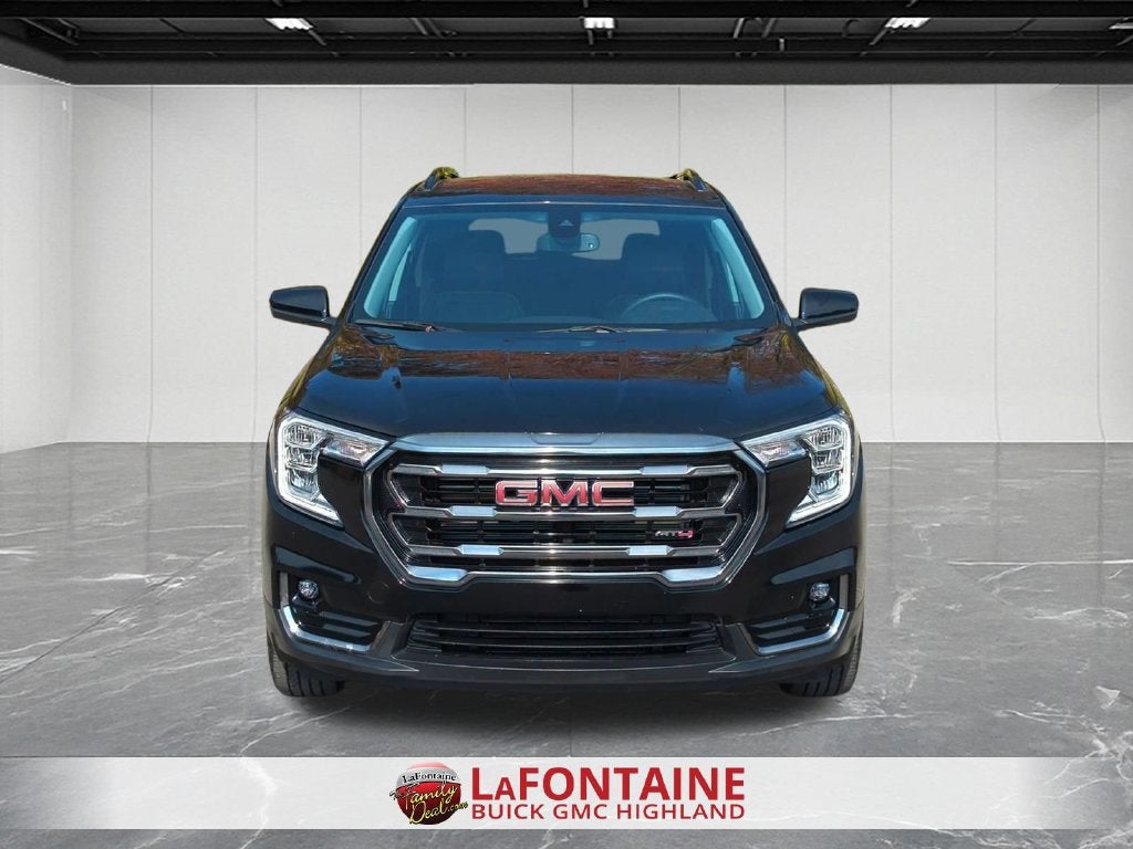 2024 GMC Terrain AT4