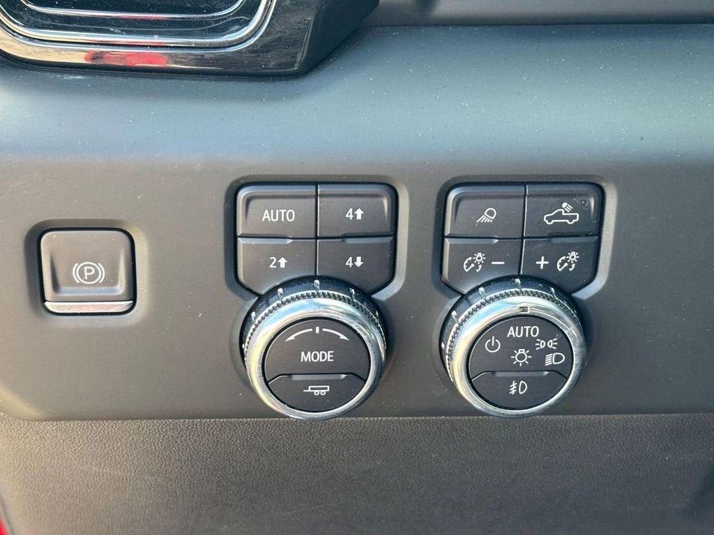 2023 GMC Sierra 1500 AT4X