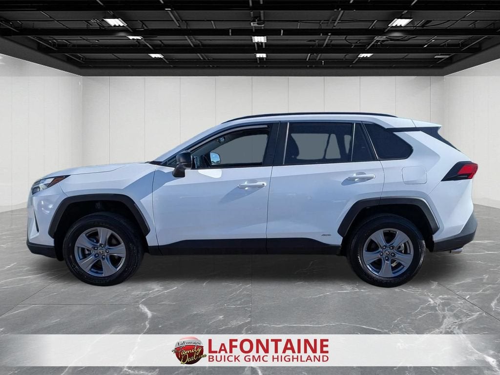 2025 Toyota RAV4 Hybrid LE