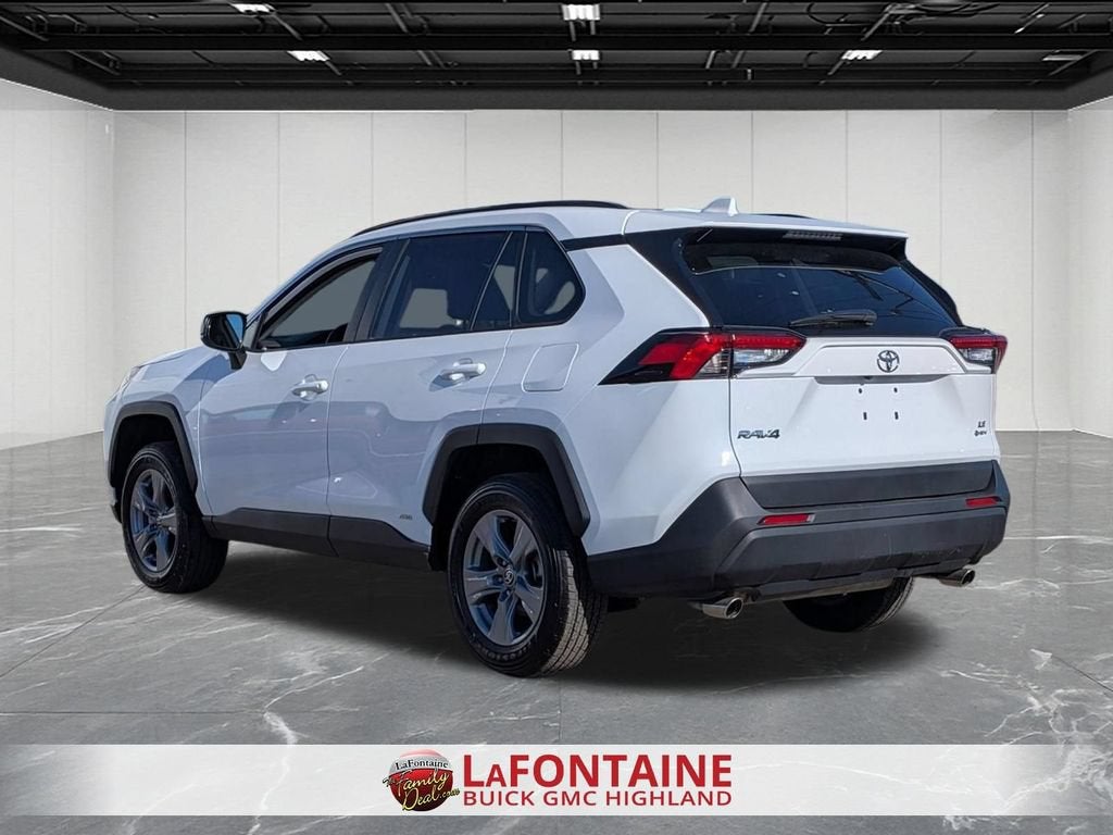 2025 Toyota RAV4 Hybrid LE