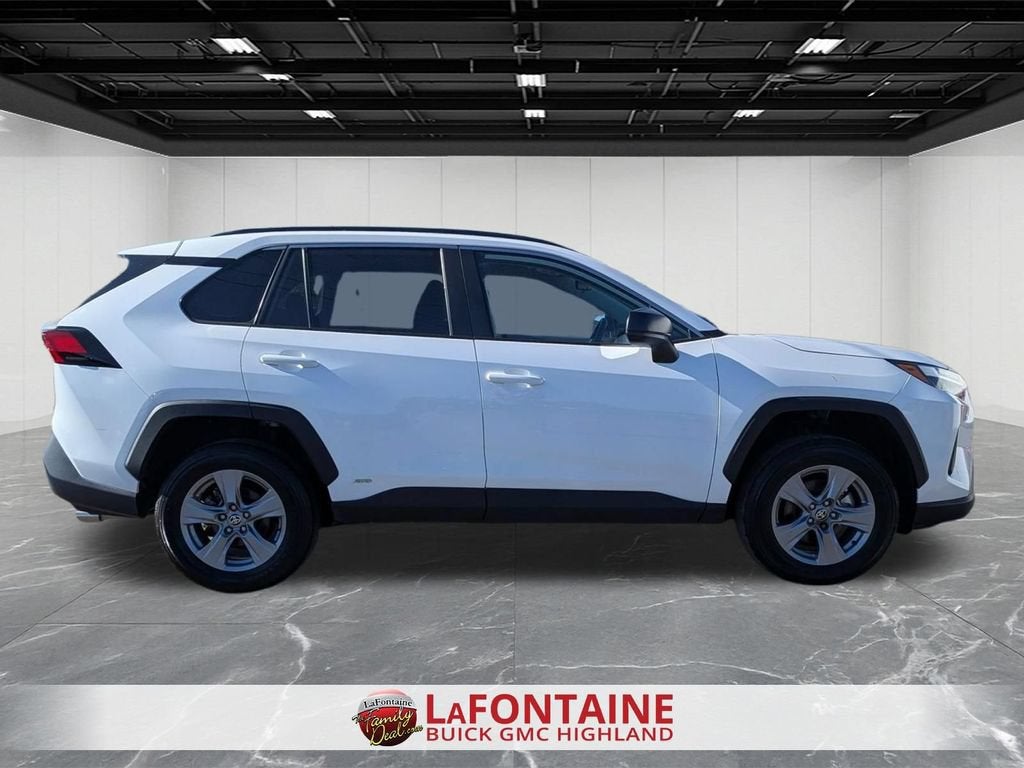 2025 Toyota RAV4 Hybrid LE