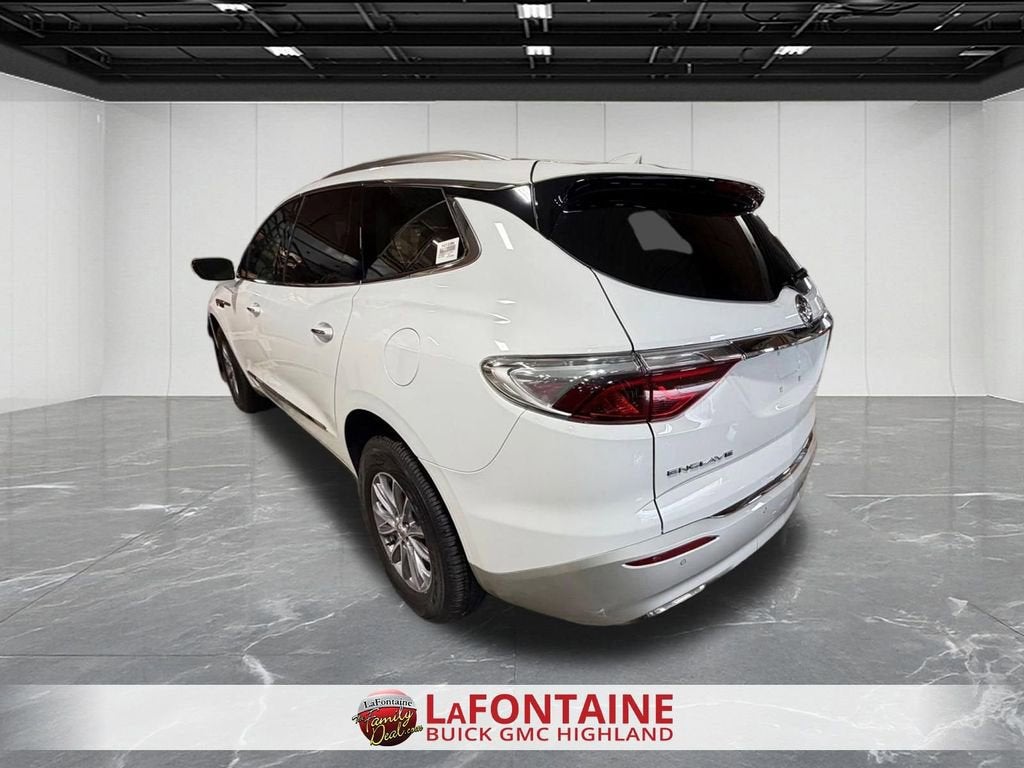 2024 Buick Enclave Essence
