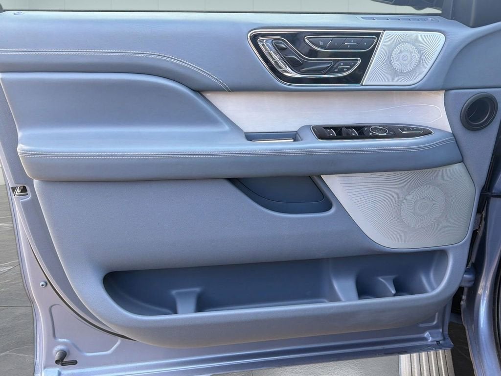 2020 Lincoln Navigator Black Label