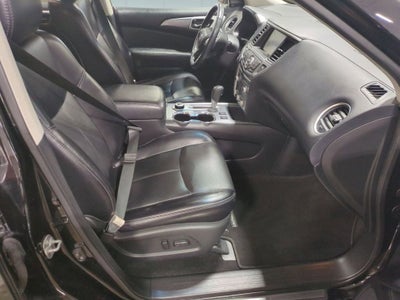 2020 Nissan Pathfinder SL