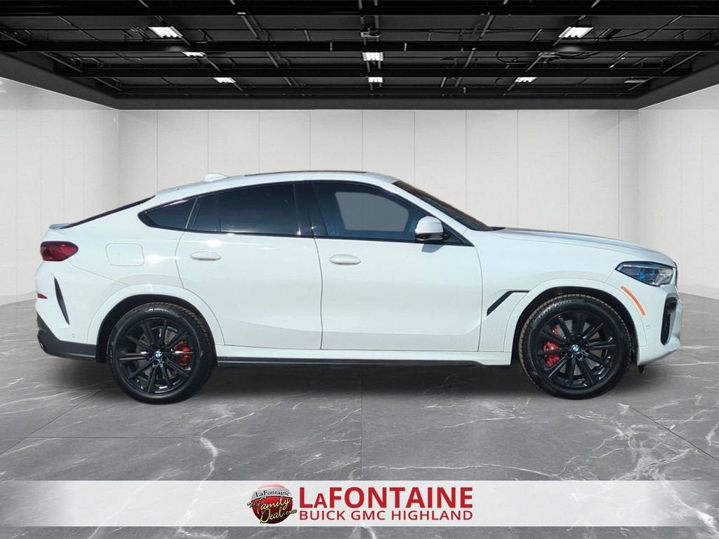 2023 BMW X6 M50i