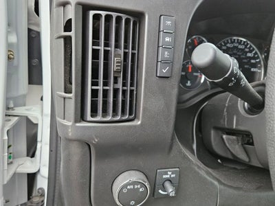 2024 GMC Savana Cutaway 3500 1WT