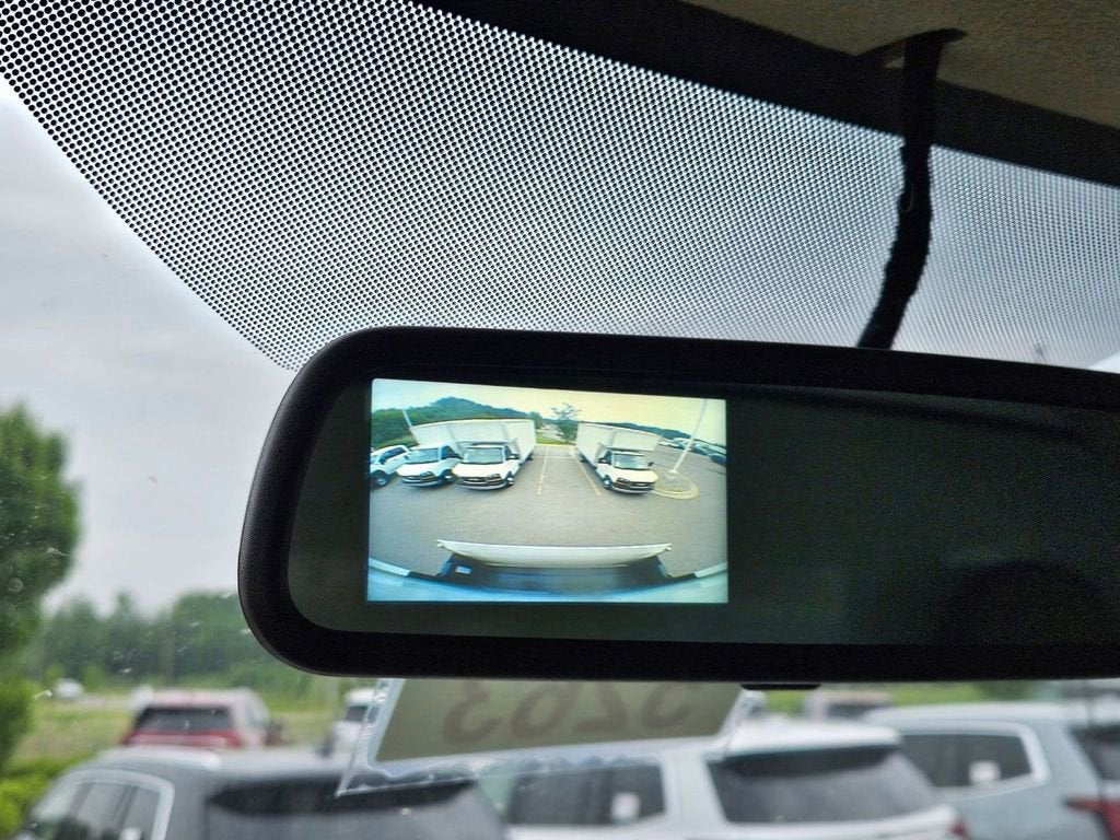 2024 GMC Savana Cutaway 3500 1WT