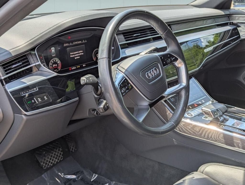 2023 Audi A8 L 55 TFSI quattro Tiptronic