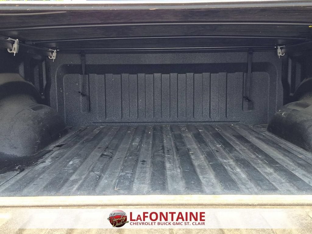 2022 RAM 1500 Laramie Crew Cab 4x2 5'7" Box