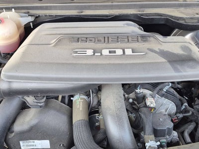 2022 RAM 1500 Laramie Crew Cab 4x2 5'7" Box
