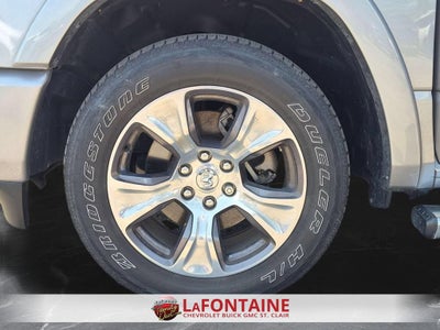 2022 RAM 1500 Laramie Crew Cab 4x2 5'7" Box