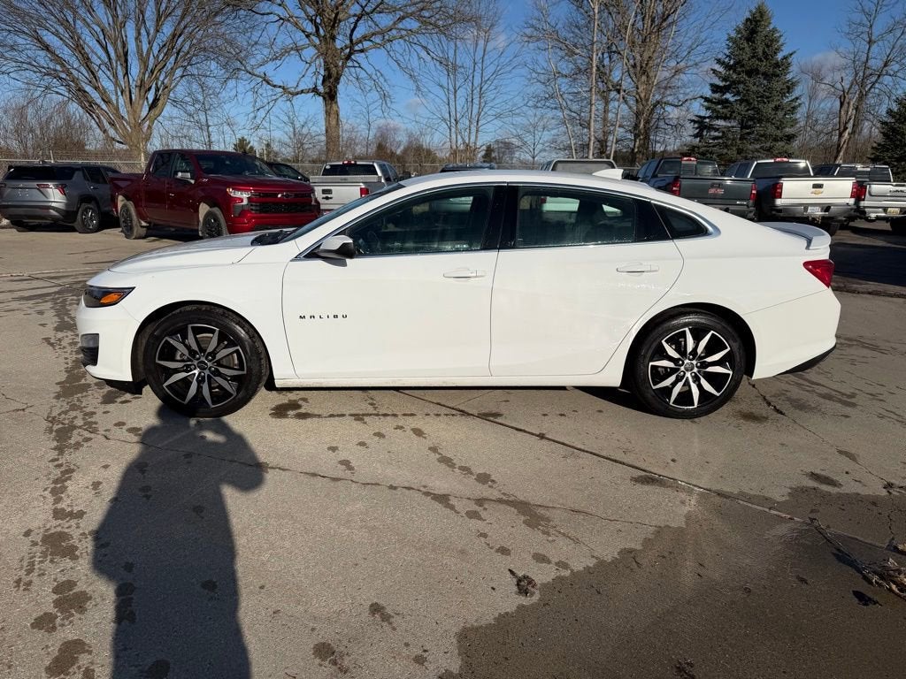 2021 Chevrolet Malibu RS