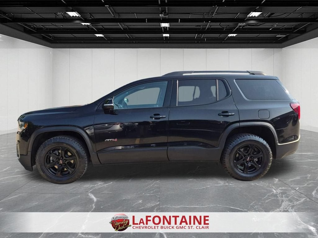 2023 GMC Acadia AT4