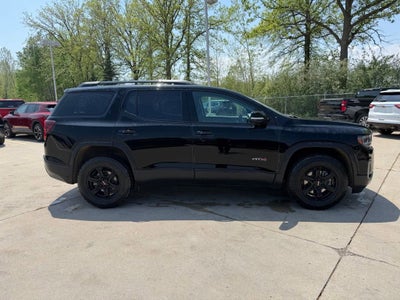 2023 GMC Acadia AT4