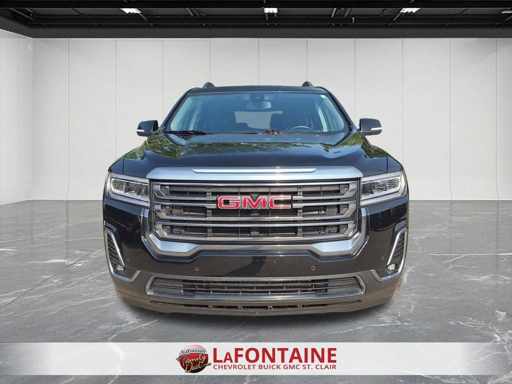 2023 GMC Acadia AT4