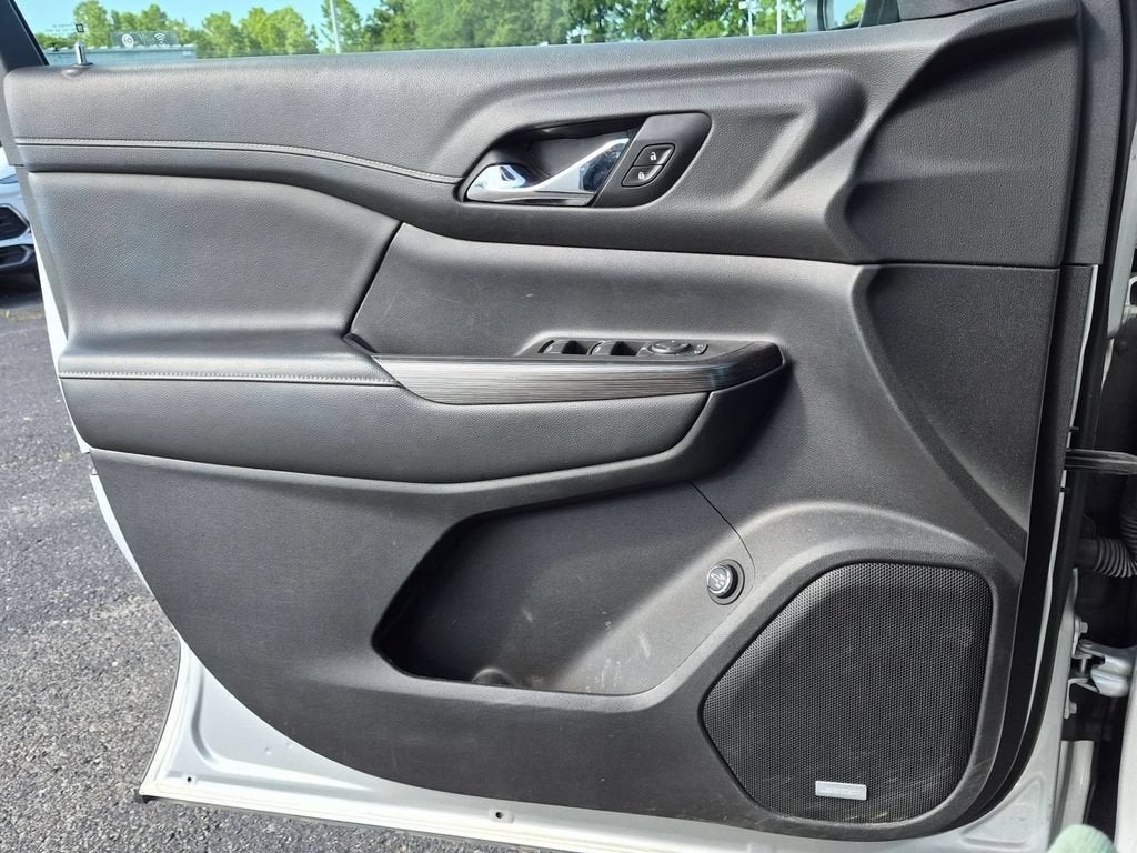 2020 GMC Acadia SLT