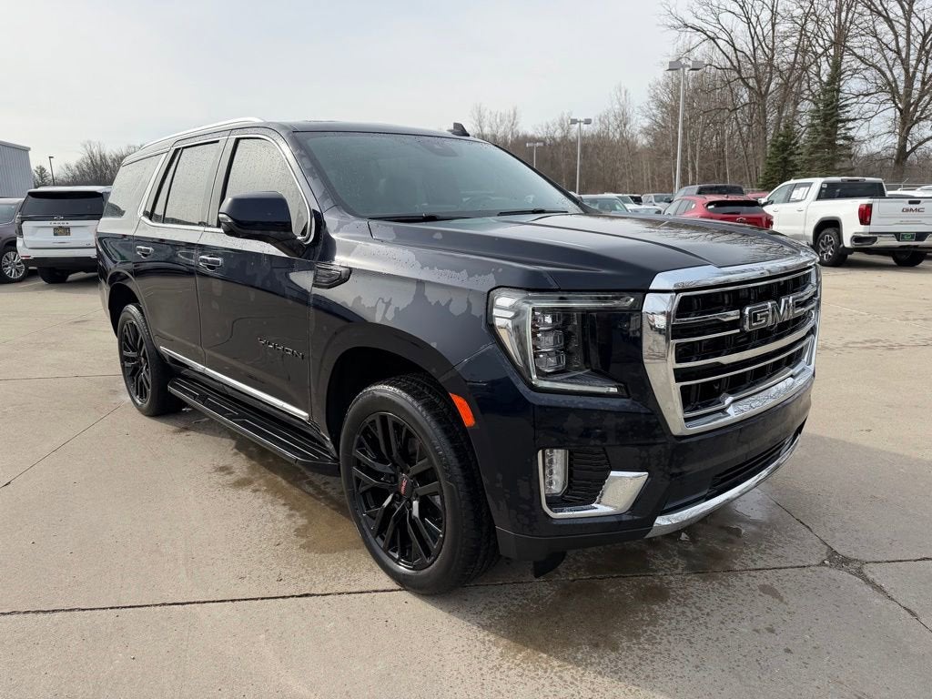 2023 GMC Yukon SLT