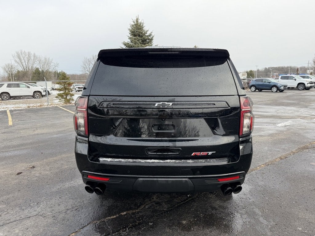 2024 Chevrolet Suburban RST