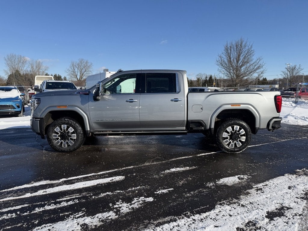 2025 GMC Sierra 3500 HD Denali