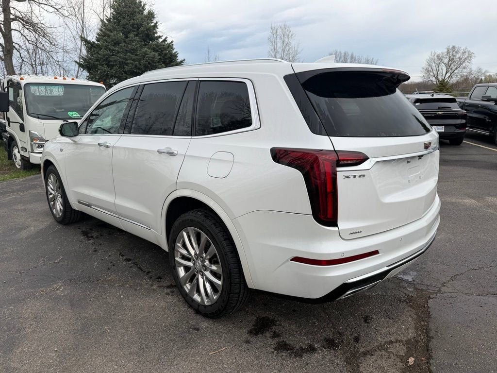 2022 Cadillac XT6 Premium Luxury