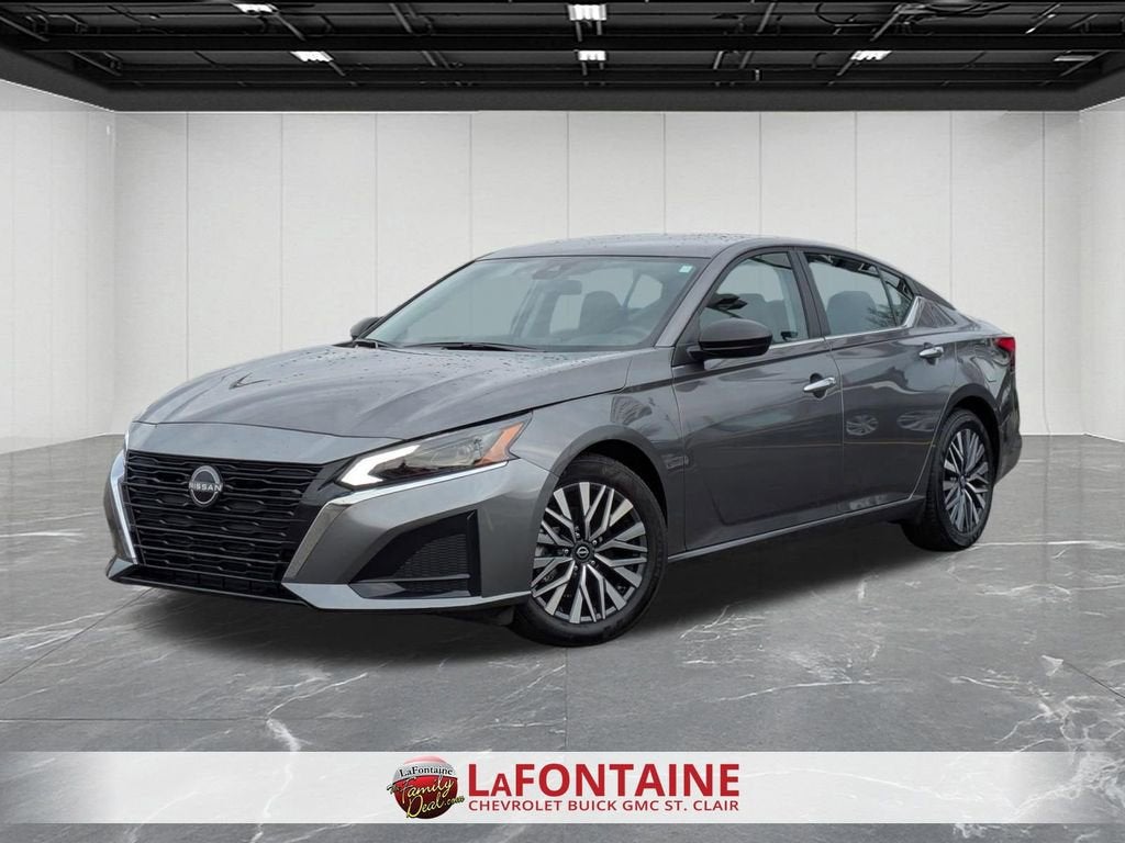 2025 Nissan Altima SV