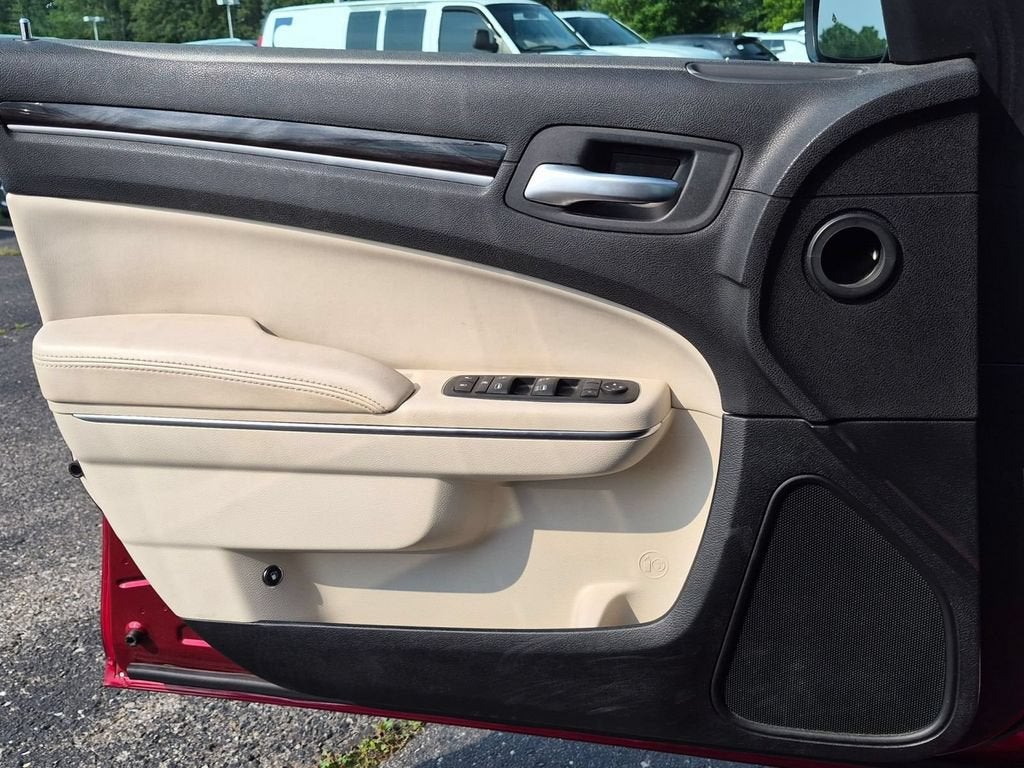 2016 Chrysler 300 Anniversary Edition