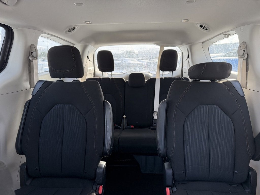 2020 Chrysler Pacifica Touring