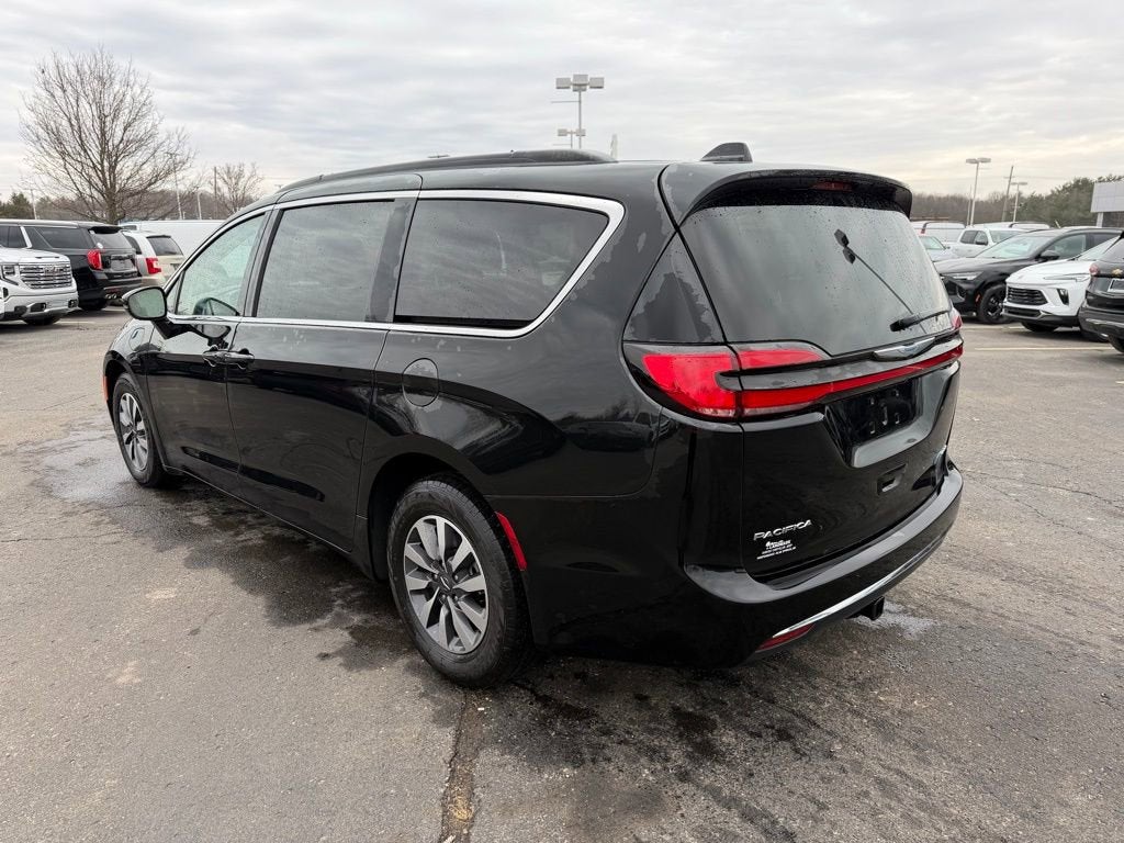 2022 Chrysler Pacifica Hybrid Touring L
