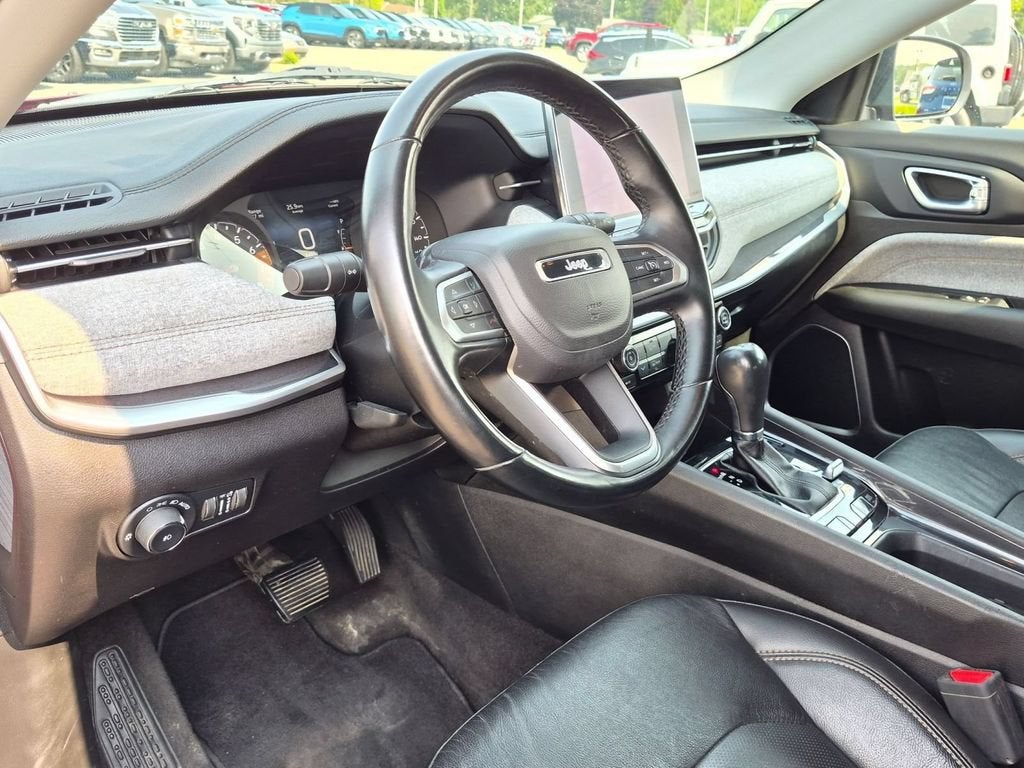 2022 Jeep Compass Latitude Lux 4x4