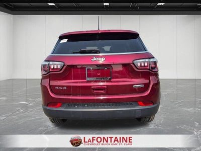 2022 Jeep Compass Latitude Lux 4x4