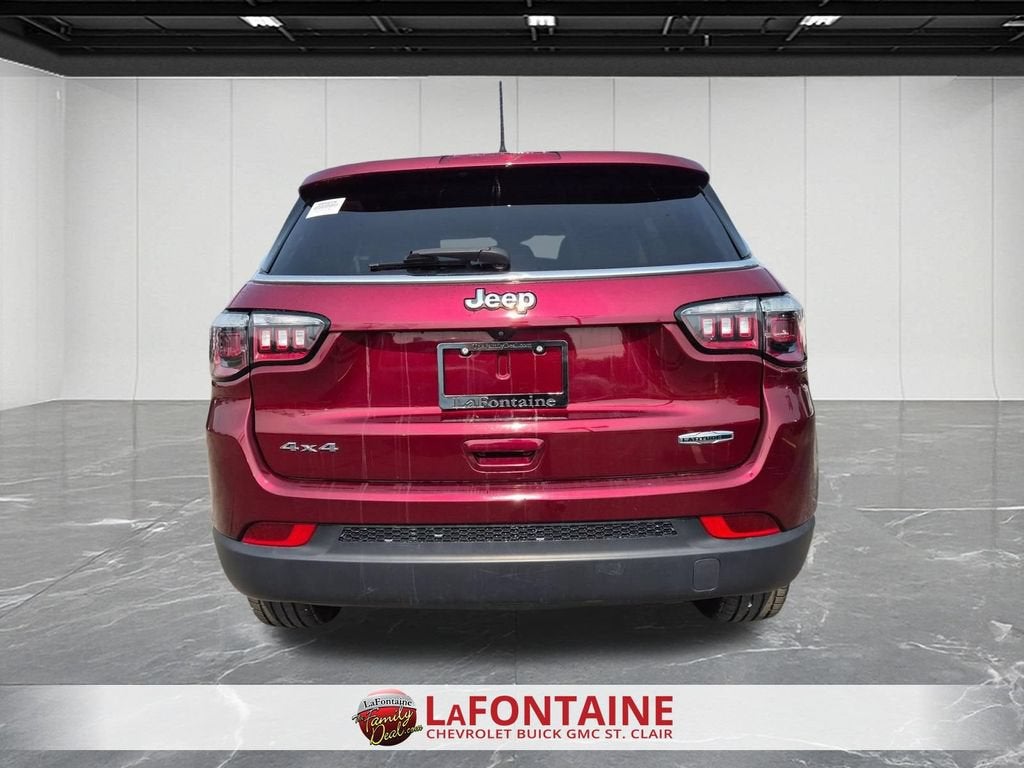 2022 Jeep Compass Latitude Lux 4x4