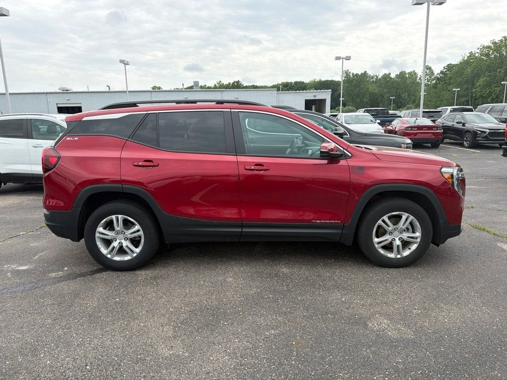 2023 GMC Terrain SLE