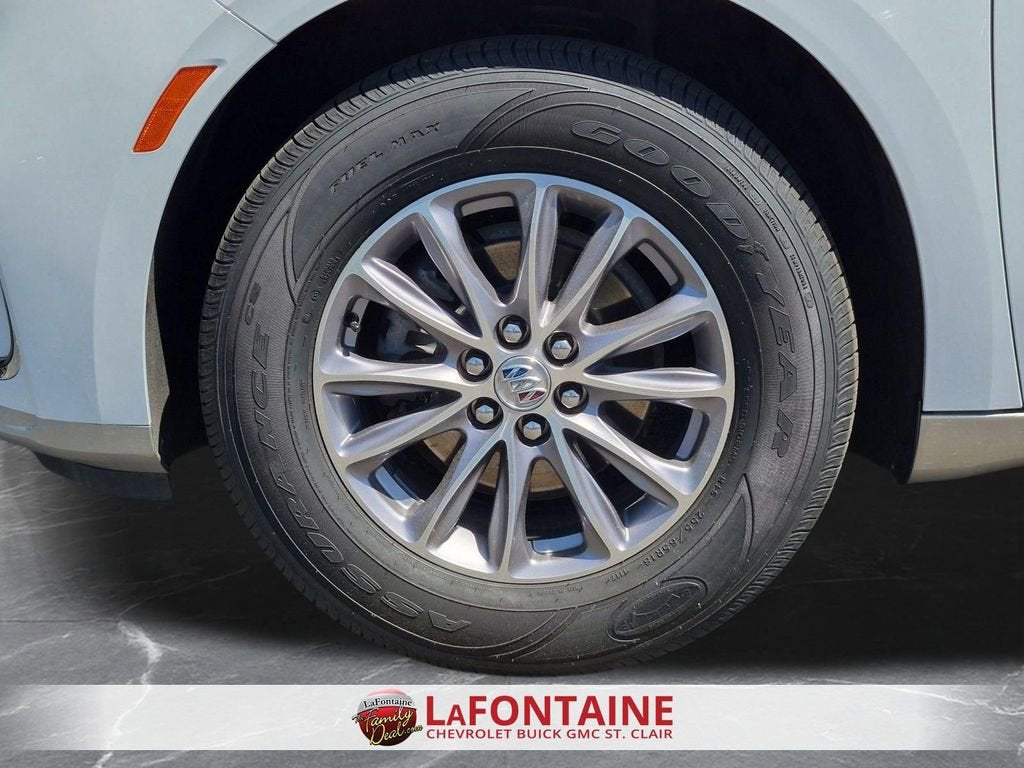 2024 Buick Enclave Essence