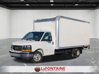 2025 GMC Savana Cutaway 3500 1WT