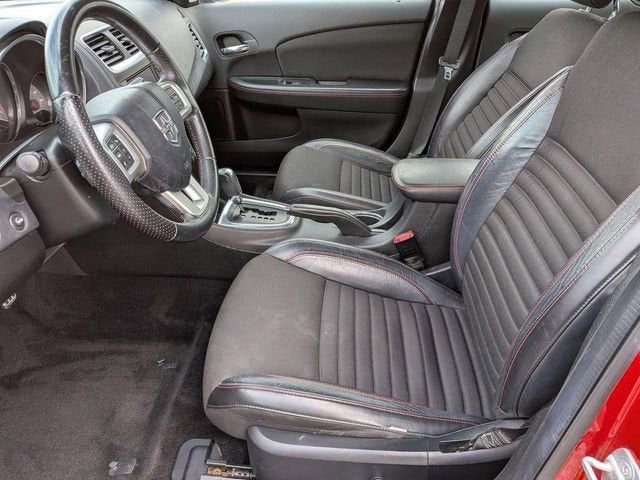 2013 Dodge Avenger R/T