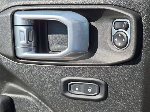 2023 Jeep Wrangler 4-Door Willys 4x4