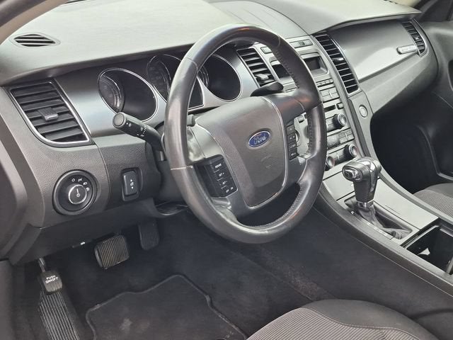 2011 Ford Taurus SEL