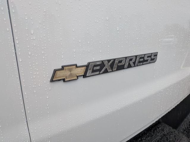 2025 Chevrolet Express Cargo 2500 WT