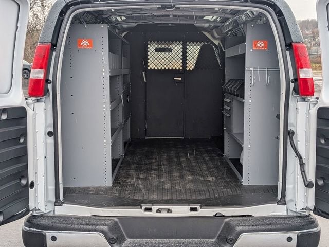 2025 Chevrolet Express Cargo 2500 WT