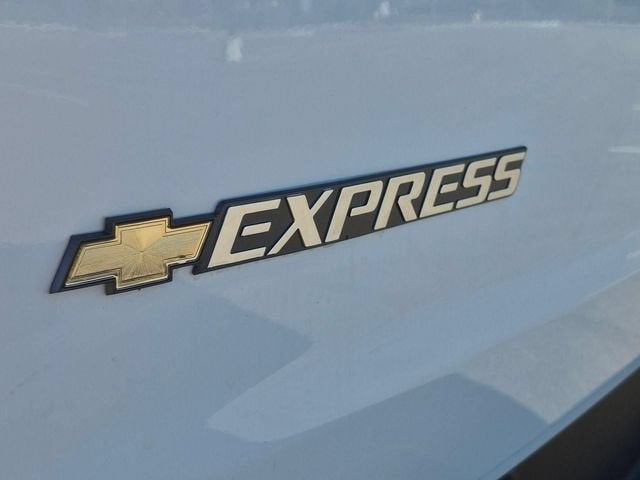 2026 Chevrolet Express Cargo WT